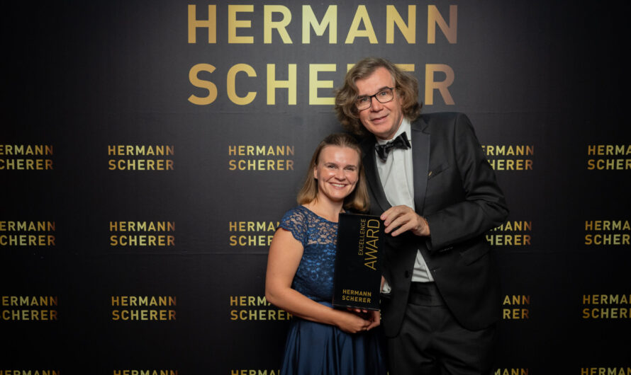 Vereinbarkeit als Zukunftsvision: Lena Lüder spricht beim Internationalen Speaker Slam und begeistert das Publikum